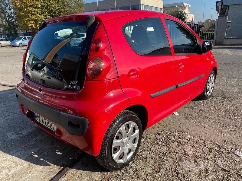 Gebraucht Peugeot 107 68 PS (50 kW) 2009 Rot Kleinwagen