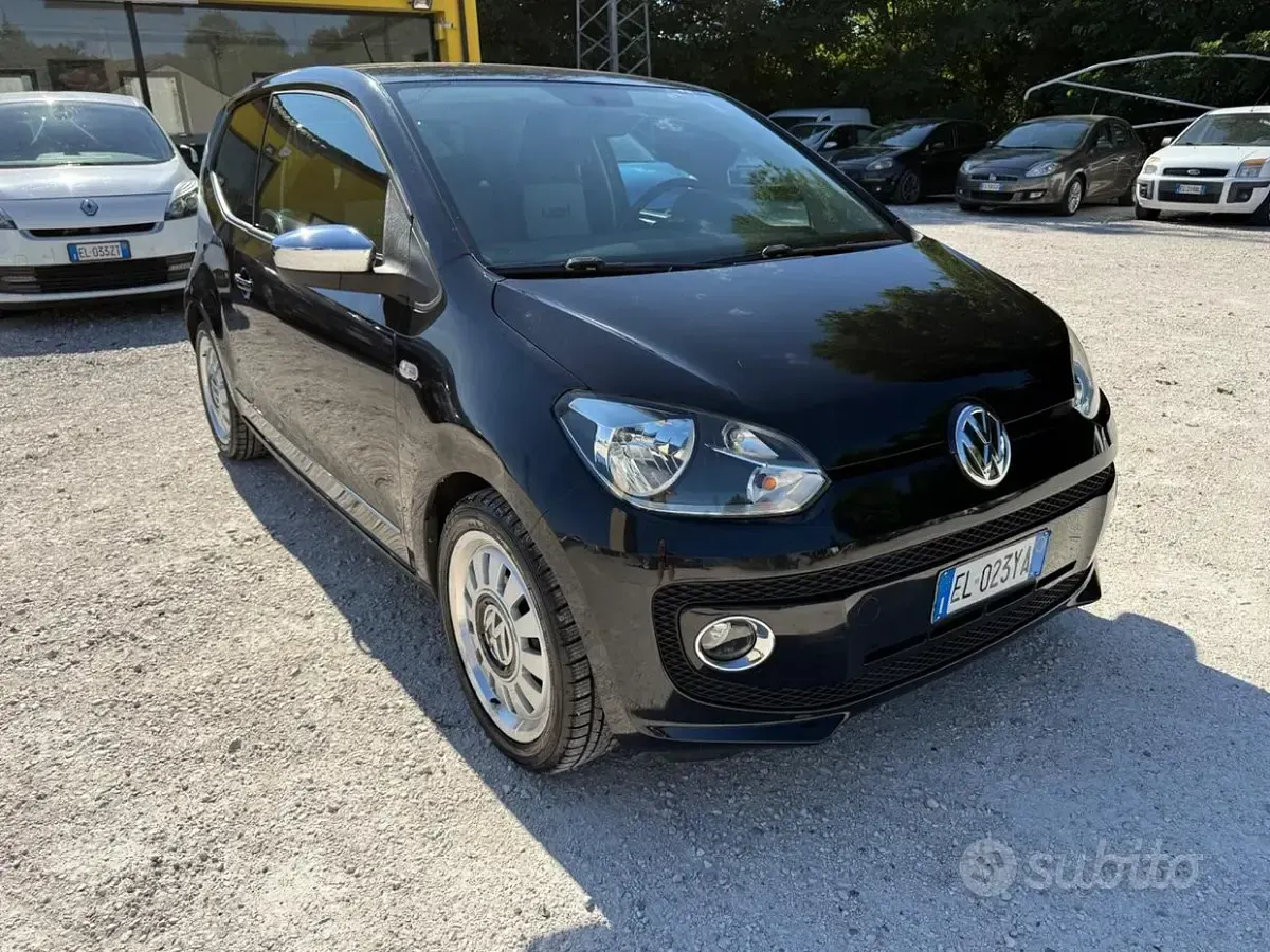 Usata VW up! 75 CV (55 kW) 2012 Nero Utilitaria
