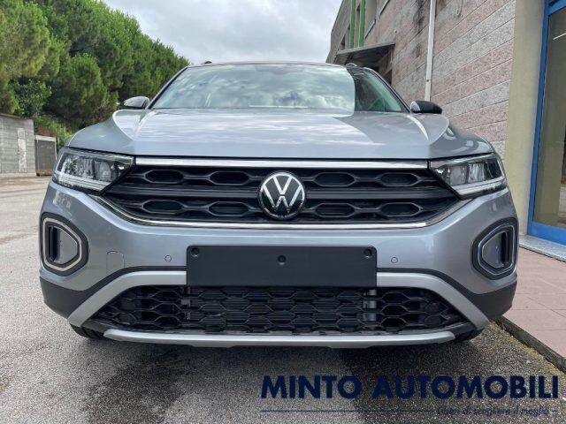 Usata VW T-Roc Pro 150 CV (110 kW) 2024 Argento SUV