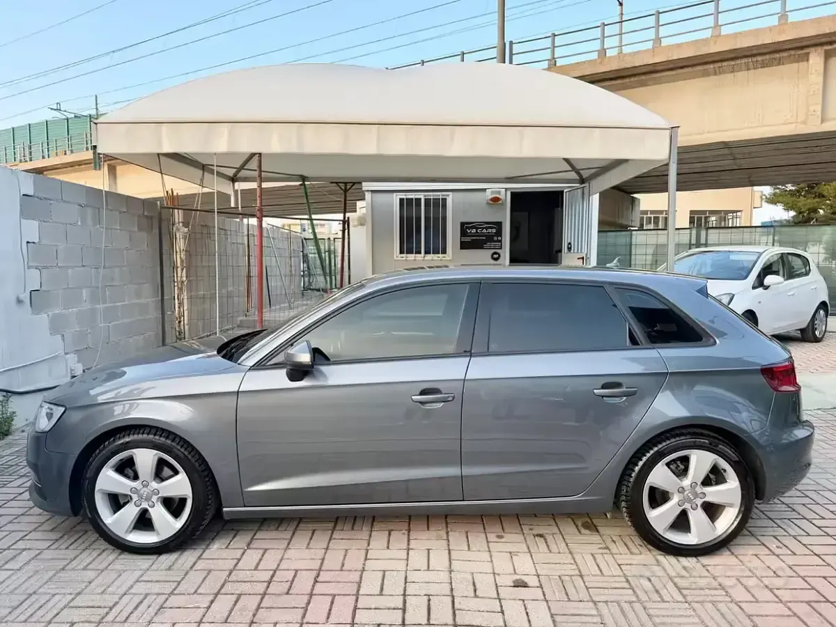 Usata Audi A3 Ambition 110 CV (80 kW) 2015 Grigio Berlina