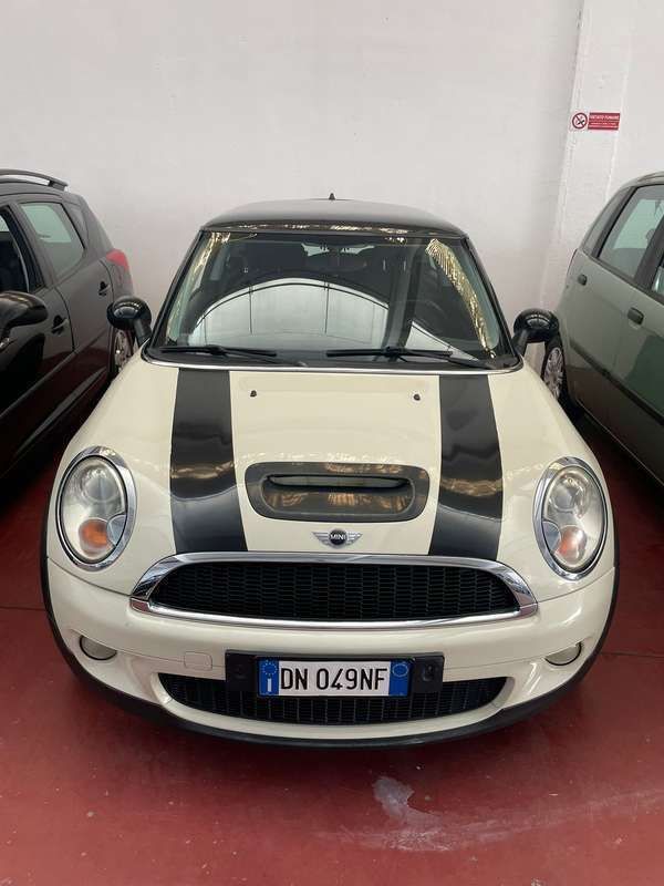 Bianco Usata 2008 Mini Cooper S Due volumi | 6000 € (Ottimo prezzo) - Immagine 1/4