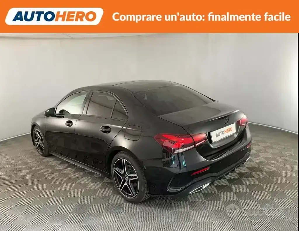 Usata Mercedes A200 Premium 150 CV (110 kW) 2020 Nero Berlina