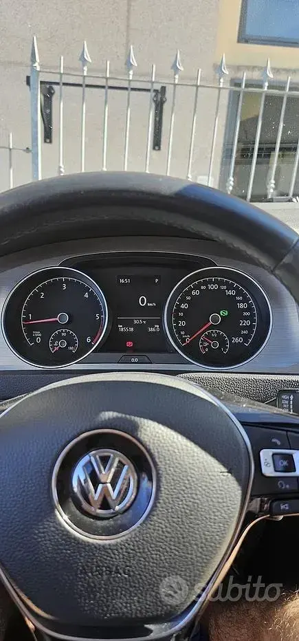 Usata VW Golf VII 110 CV (80 kW) 2016 Grigio Station wagon