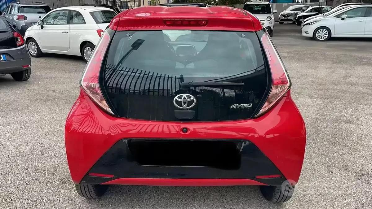 Usata Toyota Aygo 69 CV (50 kW) 2015 Utilitaria