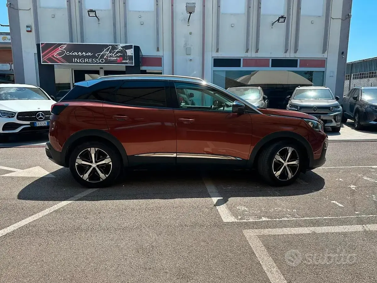 Usata Peugeot 3008 Allure 131 CV (96 kW) 2018 Marrone SUV