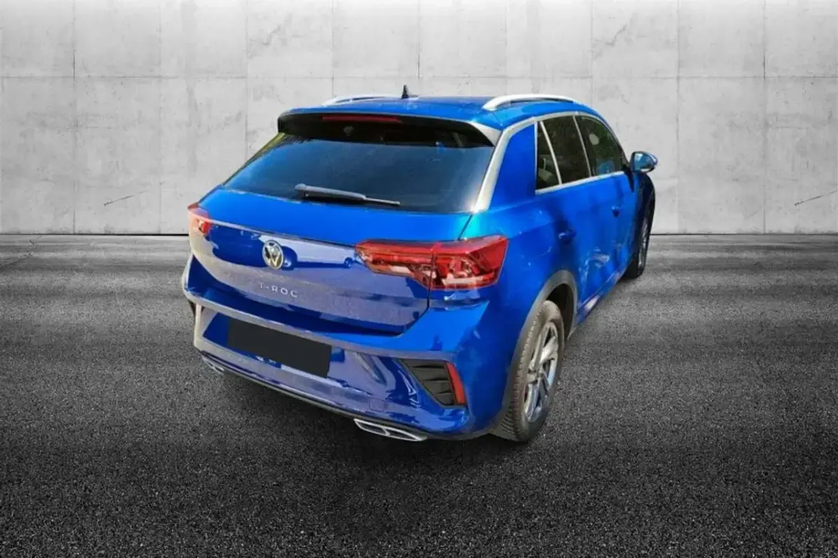 Usata VW T-Roc R-line 150 CV (110 kW) 2024 Blu/azzurro SUV