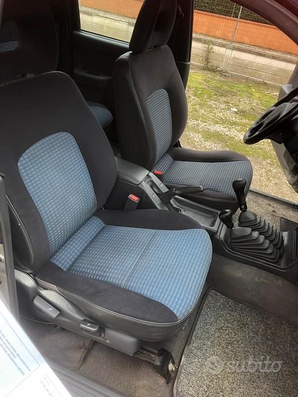 Usata Mitsubishi L200 2000 Pick-up