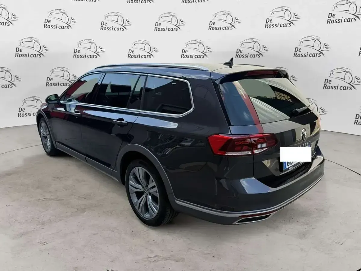 Usata VW Passat Alltrack 200 CV (147 kW) 2020 Grigio Station wagon