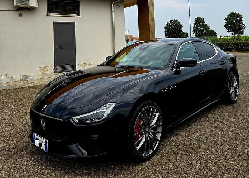 Usata Maserati Ghibli 430 CV (316 kW) 2018 Nero Berlina
