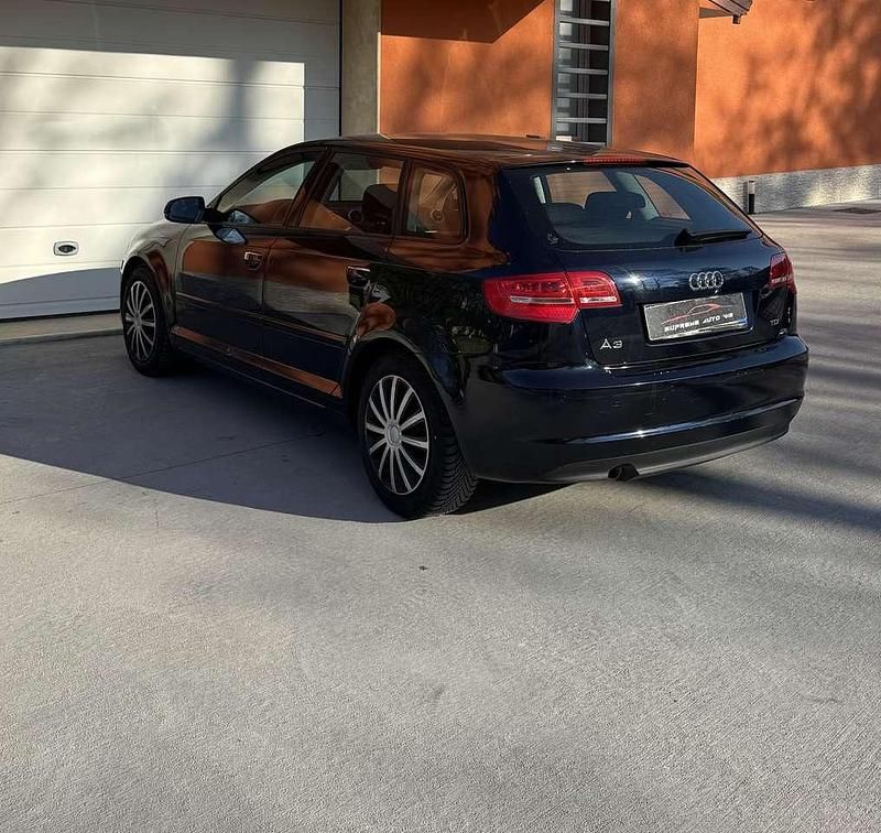 Usata Audi A3 Ambition 105 CV (77 kW) 2011 Other Utilitaria