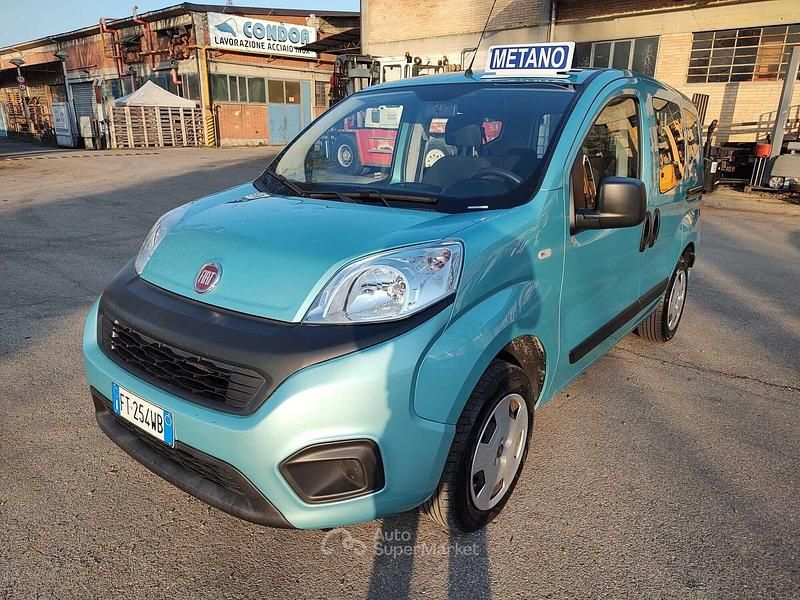 Usata Fiat Qubo Trekking 77 CV (56 kW) 2019 Blu Monovolume