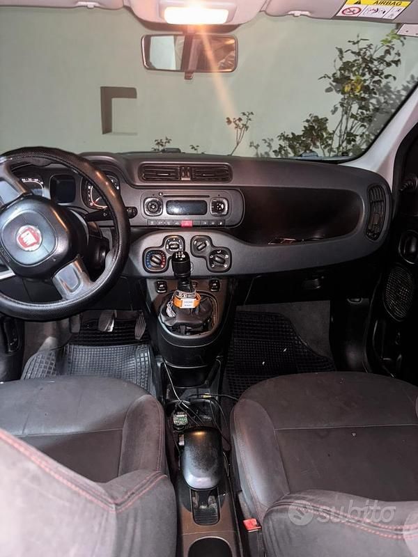 Usata Fiat Panda Active 60 CV (44 kW) 2017 Nero Utilitaria