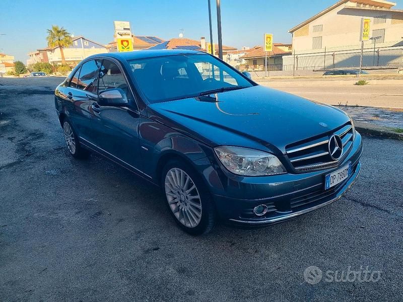 Usata 2008 Mercedes C220 Tre volumi | 8000 € - Immagine 1/4