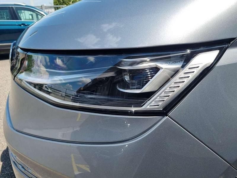 Usata VW Multivan 150 CV (110 kW) 2025 Argento mono mettallizzato Furgone