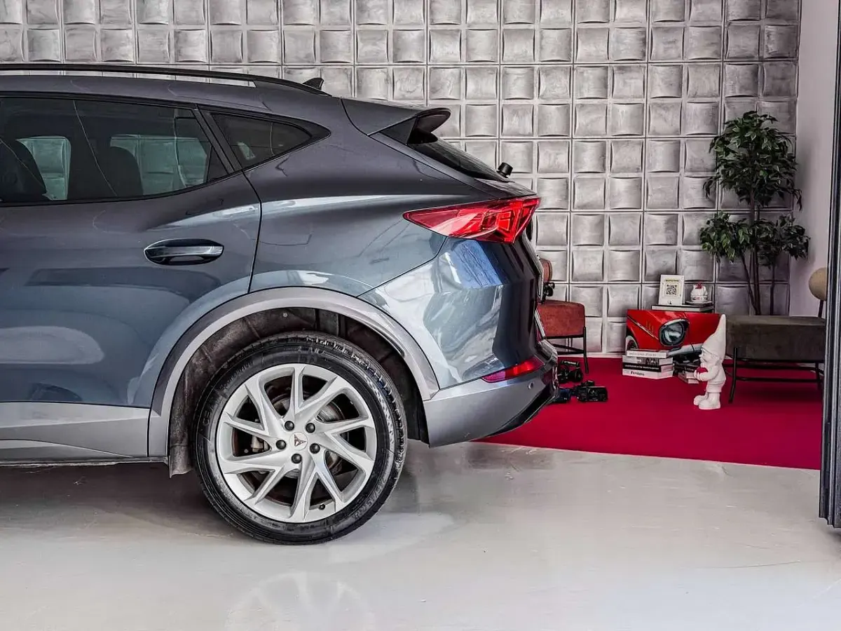 Usata Cupra Formentor 150 CV (110 kW) 2023 Blu/azzurro SUV