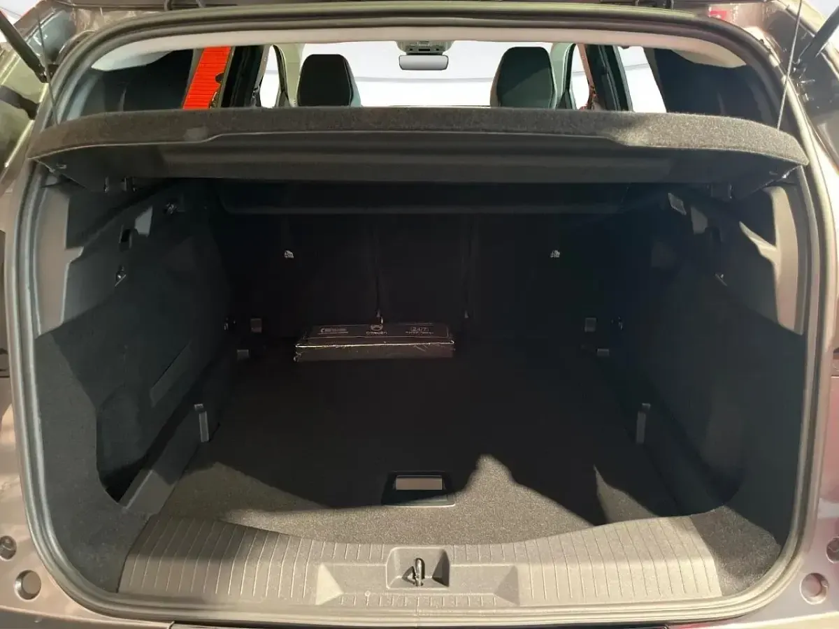 Nuova Citroën C5 136 CV (100 kW) 2026 Grigio SUV
