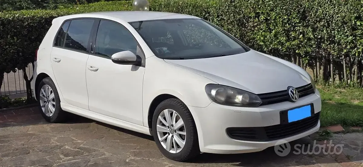 Usata VW Golf VI Edition 122 CV (89 kW) 2011 Bianco Utilitaria