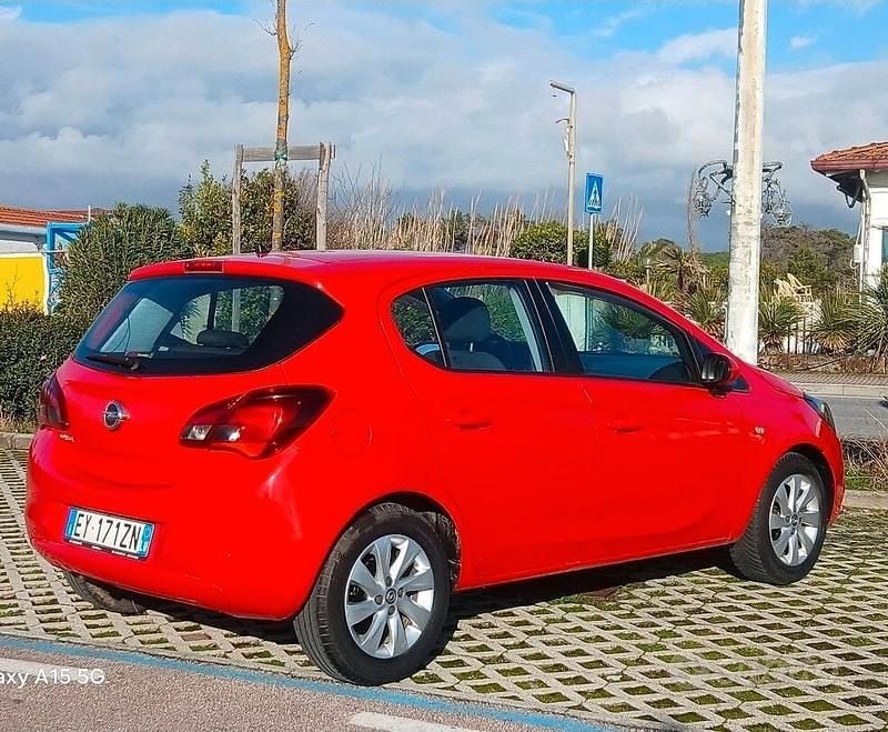 Usata Opel Corsa 69 CV (50 kW) 2015 Rosso Utilitaria