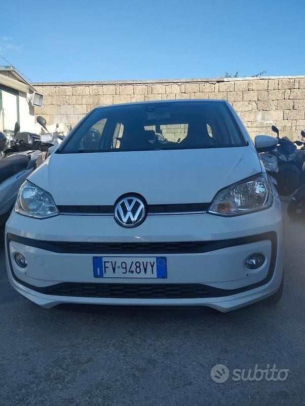 Bianco Usata 2020 VW up! Utilitaria | 6500 € (Super prezzo) - Immagine 1/4