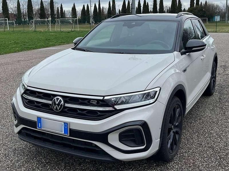 Usata VW T-Roc R-line 110 CV (80 kW) 2023 SUV