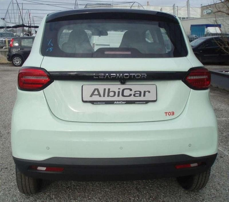 Nuova Leapmotor T03 38 kW (52 CV) 2026 Verde Utilitaria