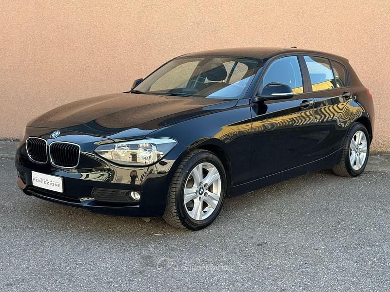Usata BMW 118 143 CV (105 kW) 2013 Nero Utilitaria