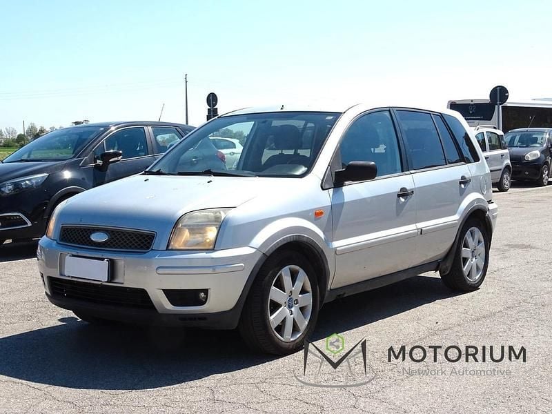 Usata Ford Fusion 68 CV (50 kW) 2005 Giallo Utilitaria