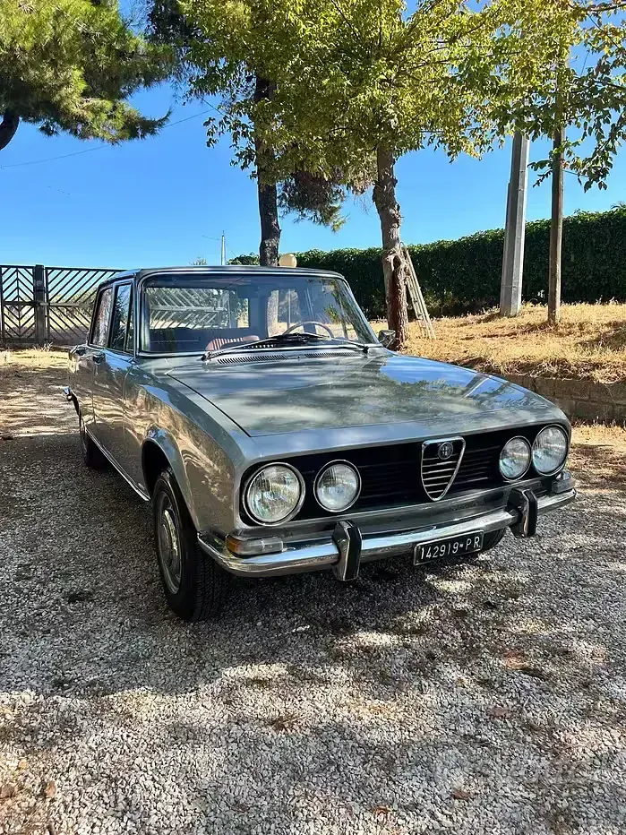 Usata Alfa Romeo 1750 131 CV (96 kW) 1970 Grigio Berlina