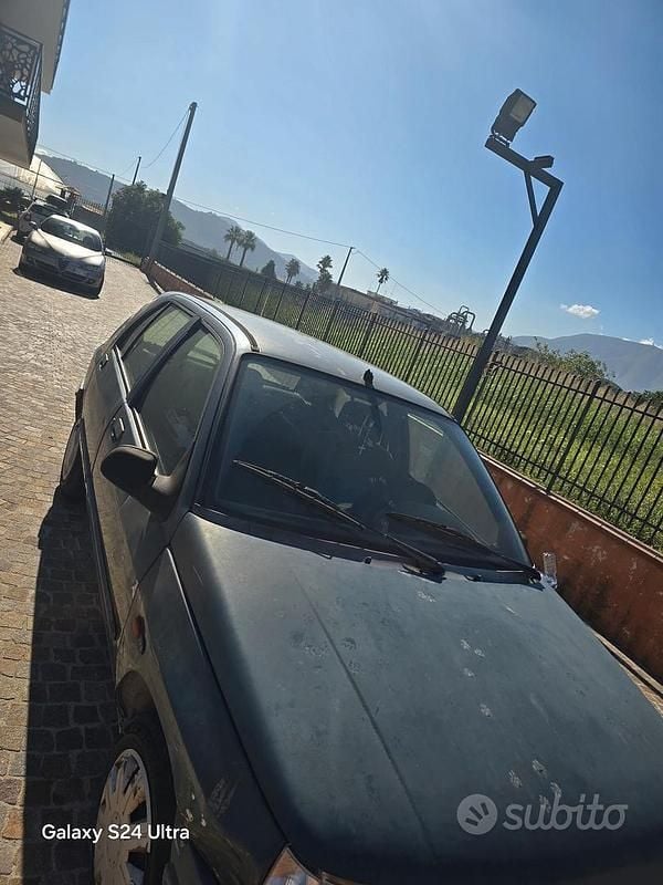 Usata Renault Clio 1993 Verde Berlina