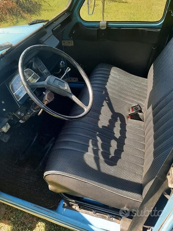 Usata Citroën 2CV 1970 Blu Berlina