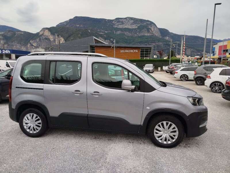 Grigio Usata 2019 Peugeot Rifter Active Monovolume | 18.900 € (Buon prezzo) - Immagine 1/4