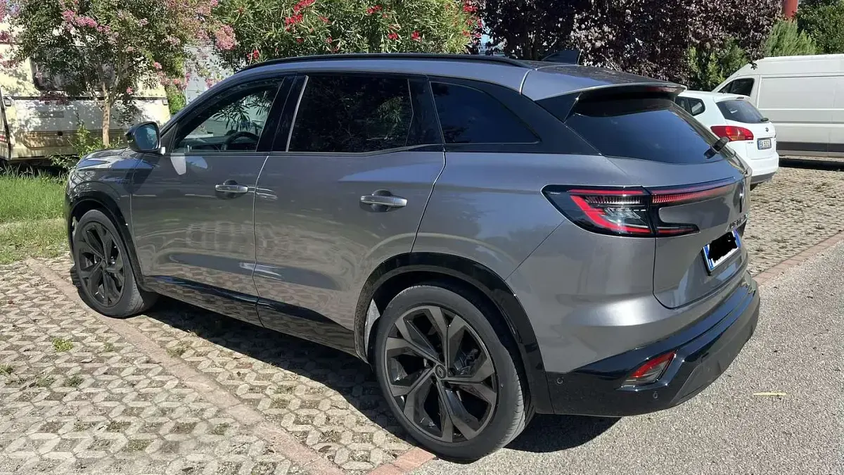 Usata Renault Austral Techno Esprit Alpine 131 CV (96 kW) 2023 SUV
