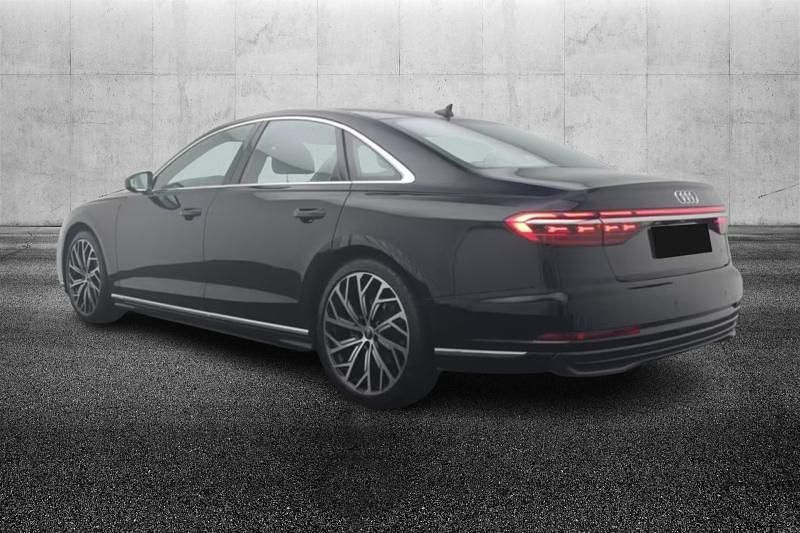 Usata Audi A8L Ambiente 286 CV (210 kW) 2023 Nero metallizzato Berlina