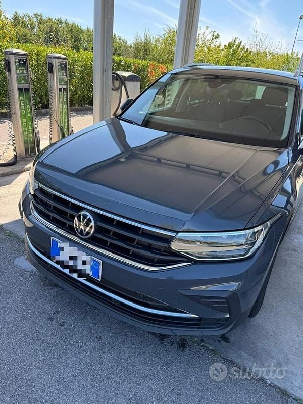 Usata VW Tiguan 150 CV (110 kW) 2021 Grigio SUV