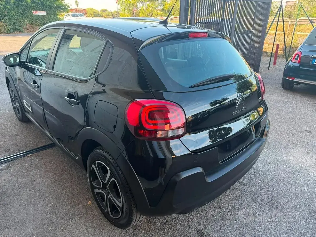 Usata Citroën C3 PureTech 110 CV (80 kW) 2024 Nero Berlina