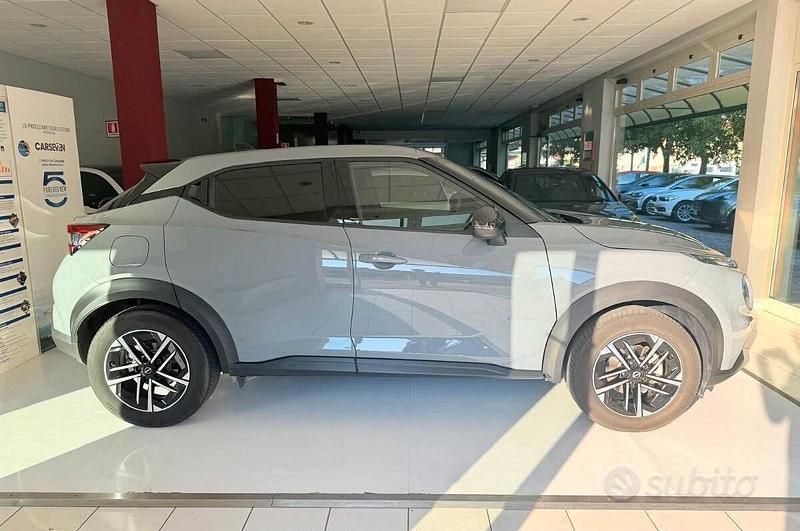 Usata Nissan Juke N-Connecta 114 CV (83 kW) 2025 Grigio SUV