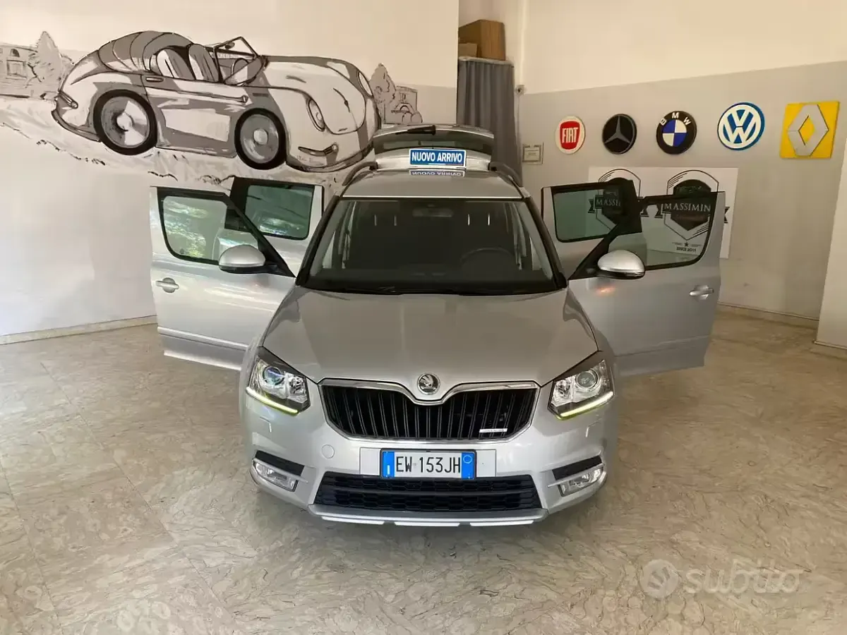 Usata Skoda Yeti GreenLine 105 CV (77 kW) 2014 Grigio SUV