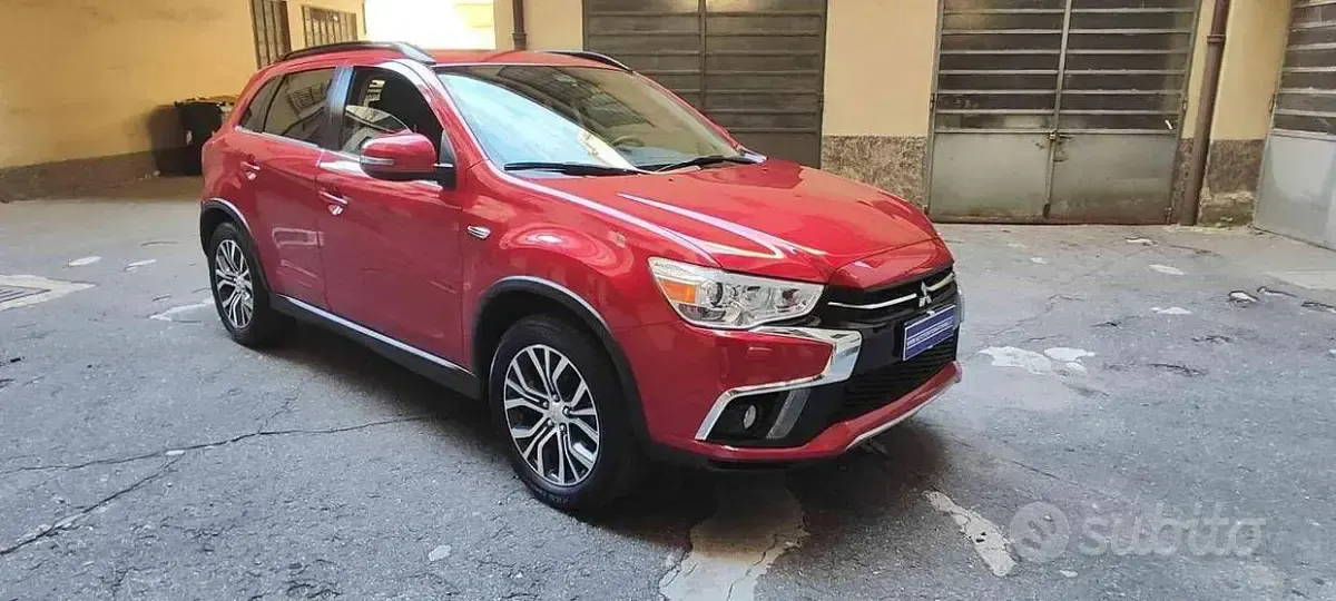 Usata Mitsubishi ASX 117 CV (86 kW) 2019 Bordeaux metallizzato SUV