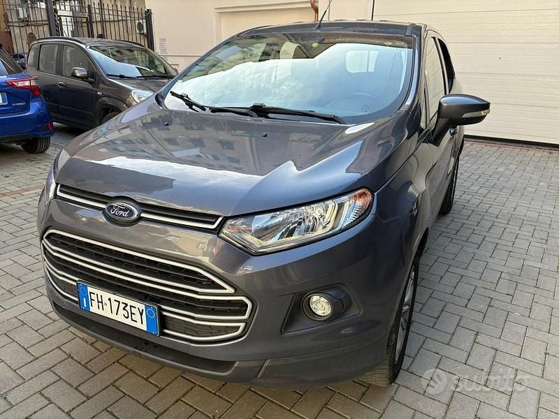 Grigio Usata 2017 Ford Ecosport SUV | 8900 € (Ottimo prezzo) - Immagine 1/4