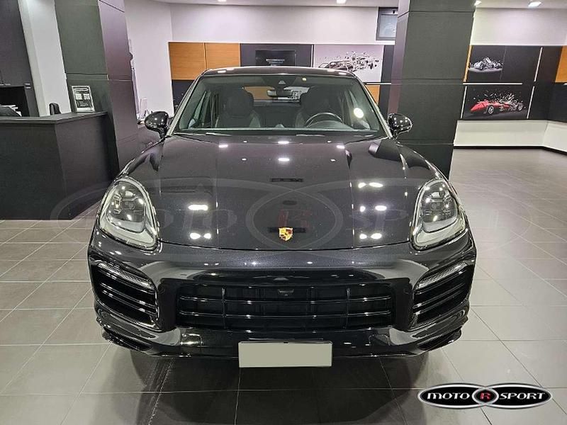 Usata Porsche Cayenne Coupe 340 CV (250 kW) 2022 Nero jet metallizzato Coupé
