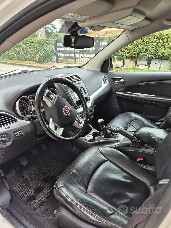 Usata Fiat Freemont 170 CV (125 kW) 2011 SUV