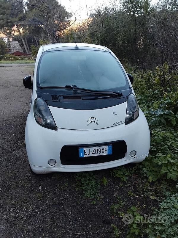Usata Citroën C-zero 2011 Bianco Utilitaria