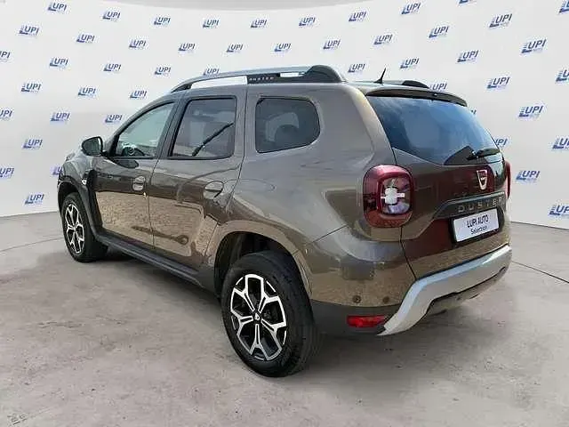 Usata Dacia Duster 116 CV (85 kW) 2021 Marrone SUV
