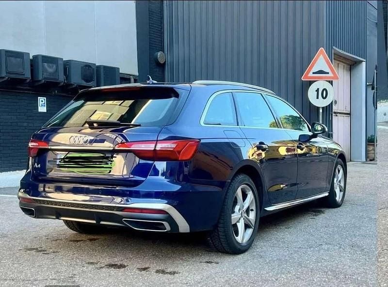 Usata Audi A4 S-Line 150 CV (110 kW) 2020 Blu/azzurro Station wagon