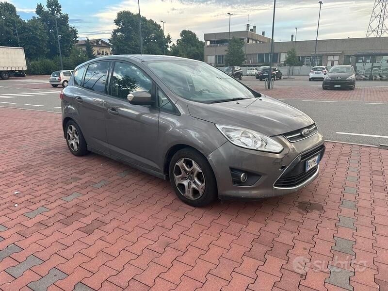 Grigio Usata 2014 Ford C-MAX Monovolume | 4900 € (Ottimo prezzo) - Immagine 1/4