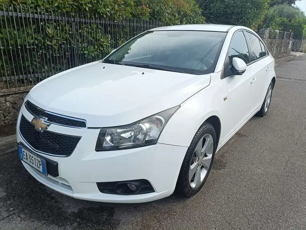 Usata Chevrolet Cruze LS 113 CV (83 kW) 2010 Bianco Berlina