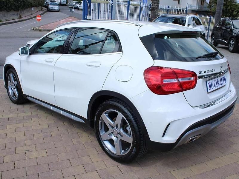 Usata Mercedes GLA220 Premium 177 CV (130 kW) 2016 Bianco SUV