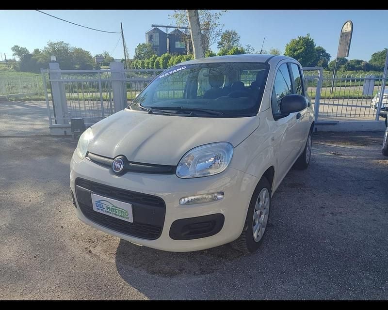 Usata Fiat Panda Easy 85 CV (62 kW) 2017 Beige Utilitaria