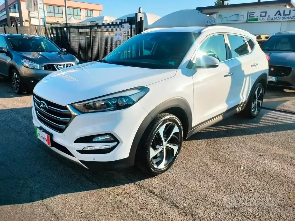 Usata Hyundai Tucson Edition 116 CV (85 kW) 2017 Bianco SUV