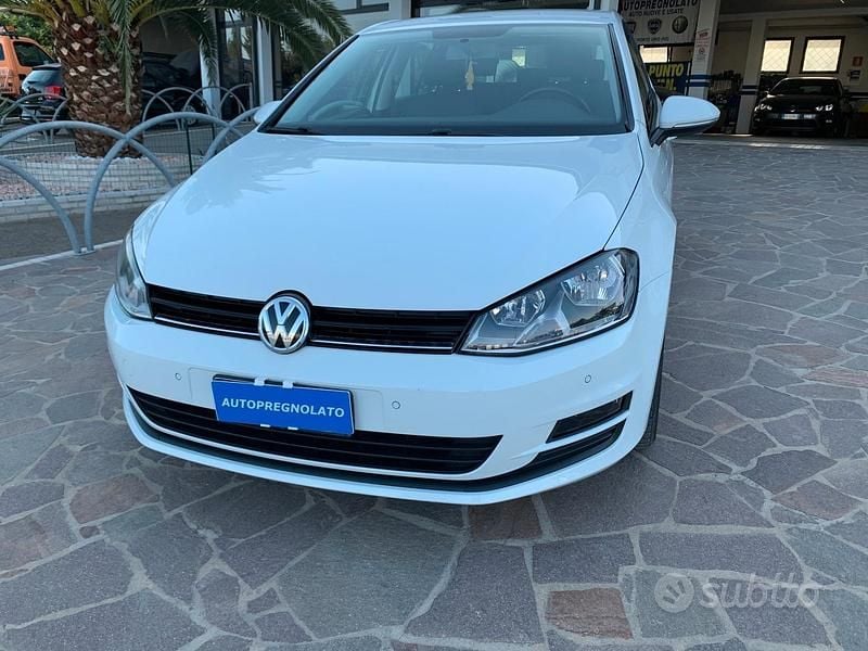 Usata VW Golf VII Executive 110 CV (80 kW) 2015 Bianco Berlina